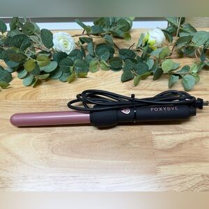 FoxyBae Pink Curling Wand